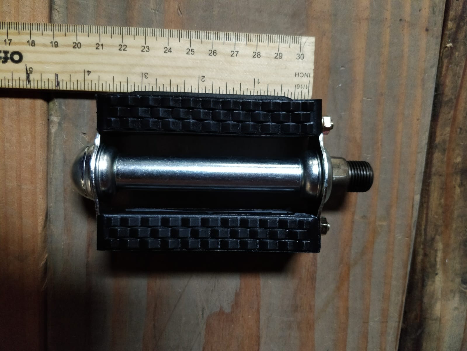 Vintage Square Style Bicycle Pedal Block PVC Cruiser Pedals 9/16″ Black/Chrome