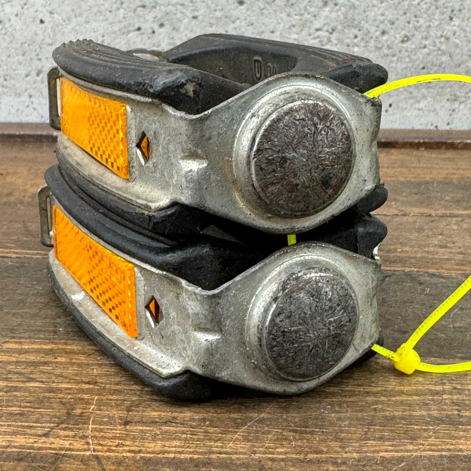 Vintage Schwinn Bow Pedals 1/2 in Union U30 Block Stingray 60s 70s K10490 A2