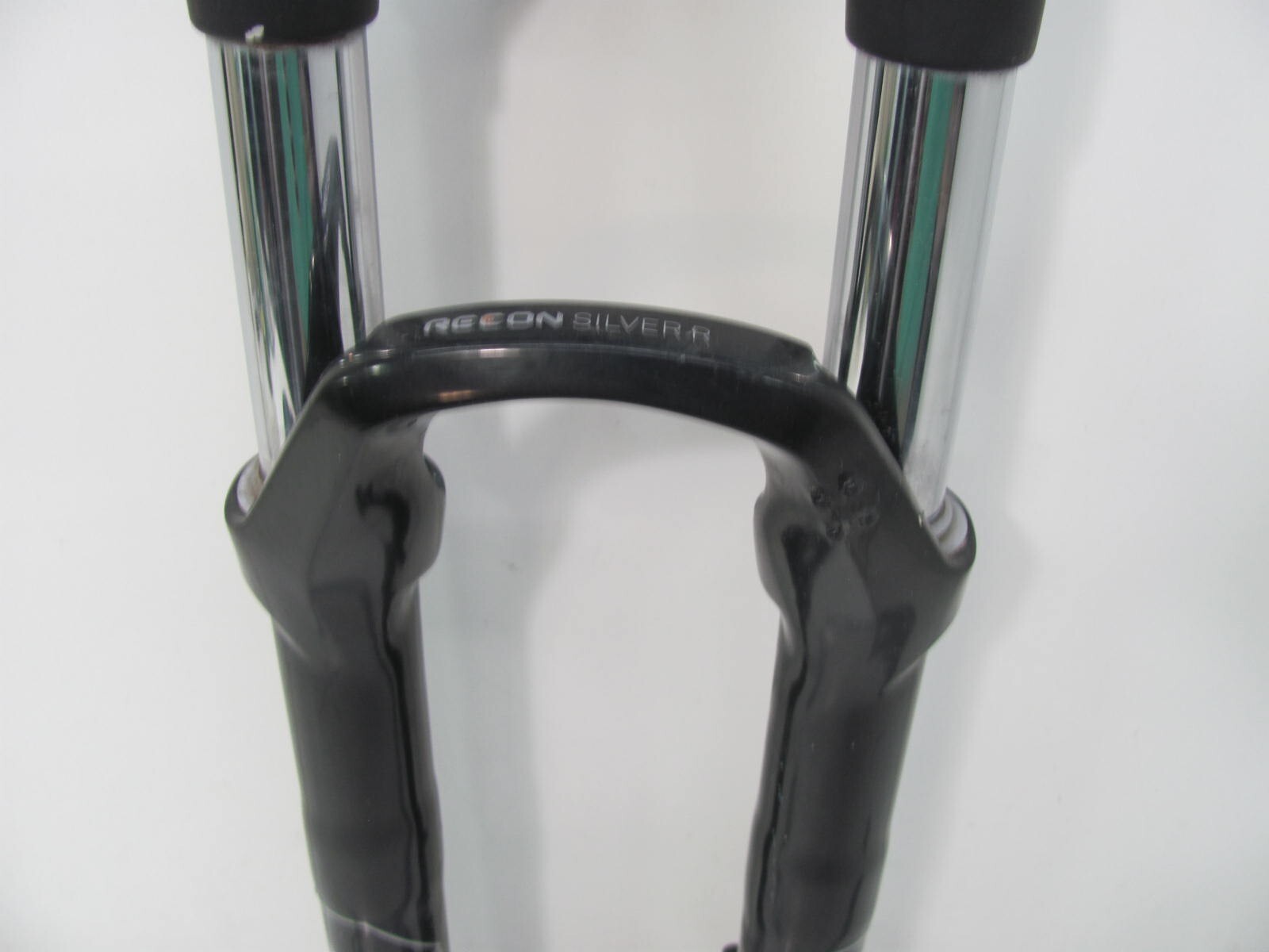 FUJI BELLE 2.0 A6 ALUMINUM 2012 MOUNTAIN BIKE PARTS ROCKSHOX RECON SILVER FORKS