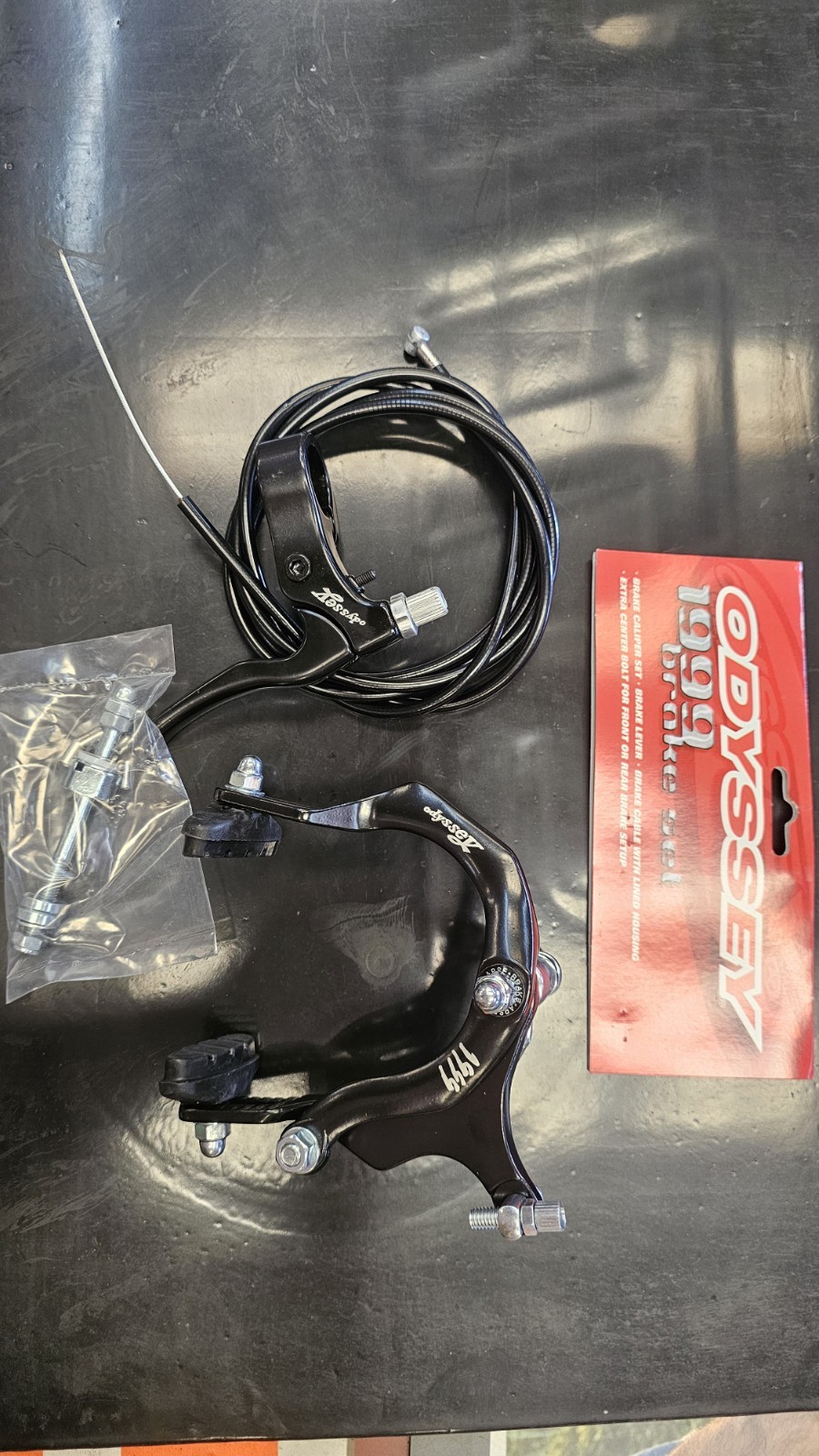 Odyssey 1999 Break Set Can be used for Front or REAR BLACK