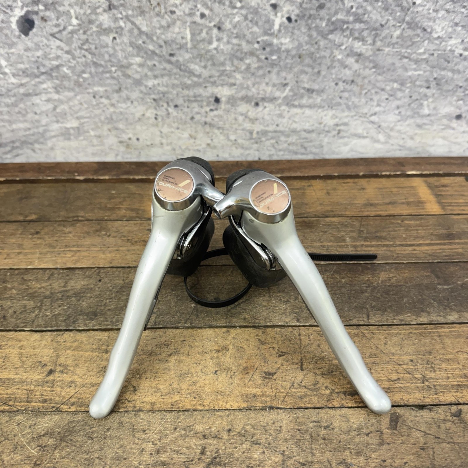 Vintage Shimano Dura Ace Shifter Lever Set ST-7401 ST-7400 STI Brake