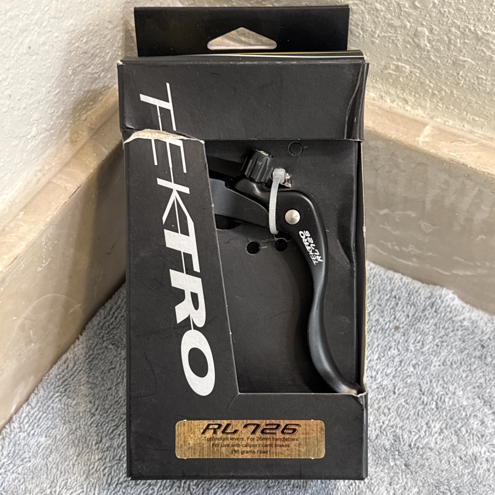 Tektro RL726 Cross Levers – 26mm Clamp Diameter, Pair, Gloss Black [ftl]