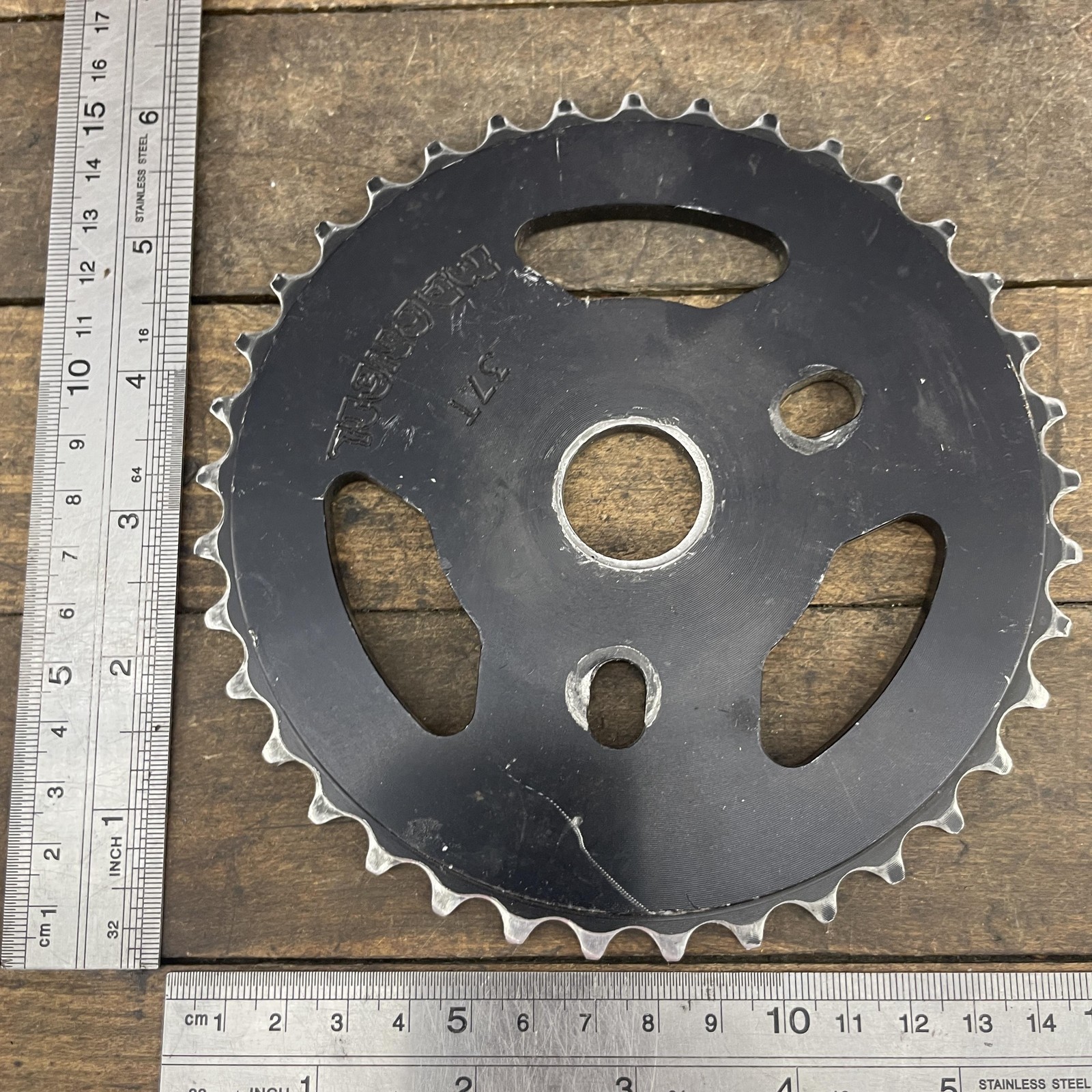 MacNeil BMX Sprocket Chainring 37T Steel Black Freestyle Mid SChool Alloy 37