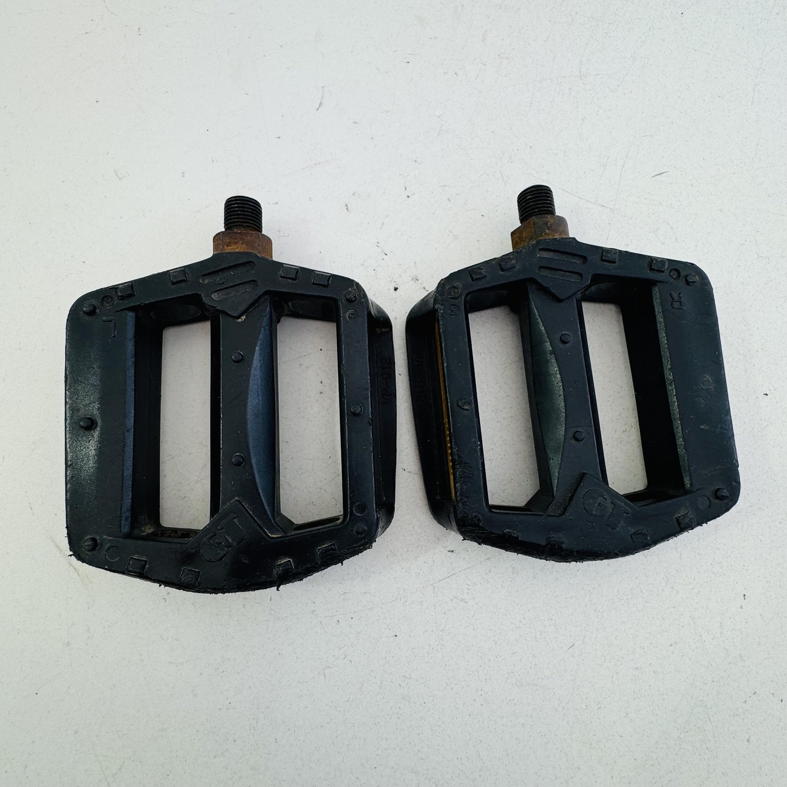 Vintage GT VP-912 Platform Bike Pedals Pair Black 1/2in BMX Bike Plastic A50