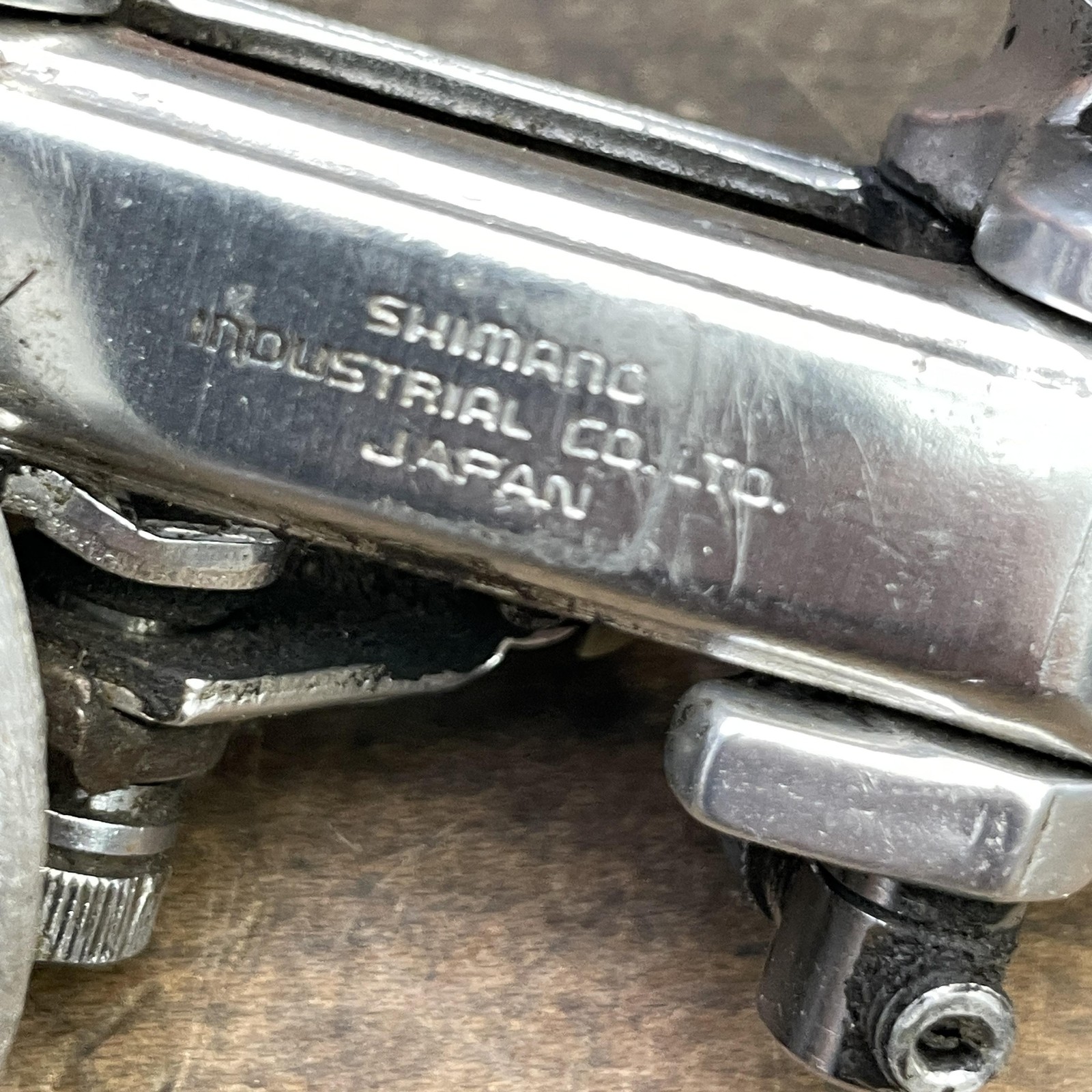 Vintage Shimano 600 Arabesque Rear Derailleur Short Cage Bolt-On Road 190g Japan