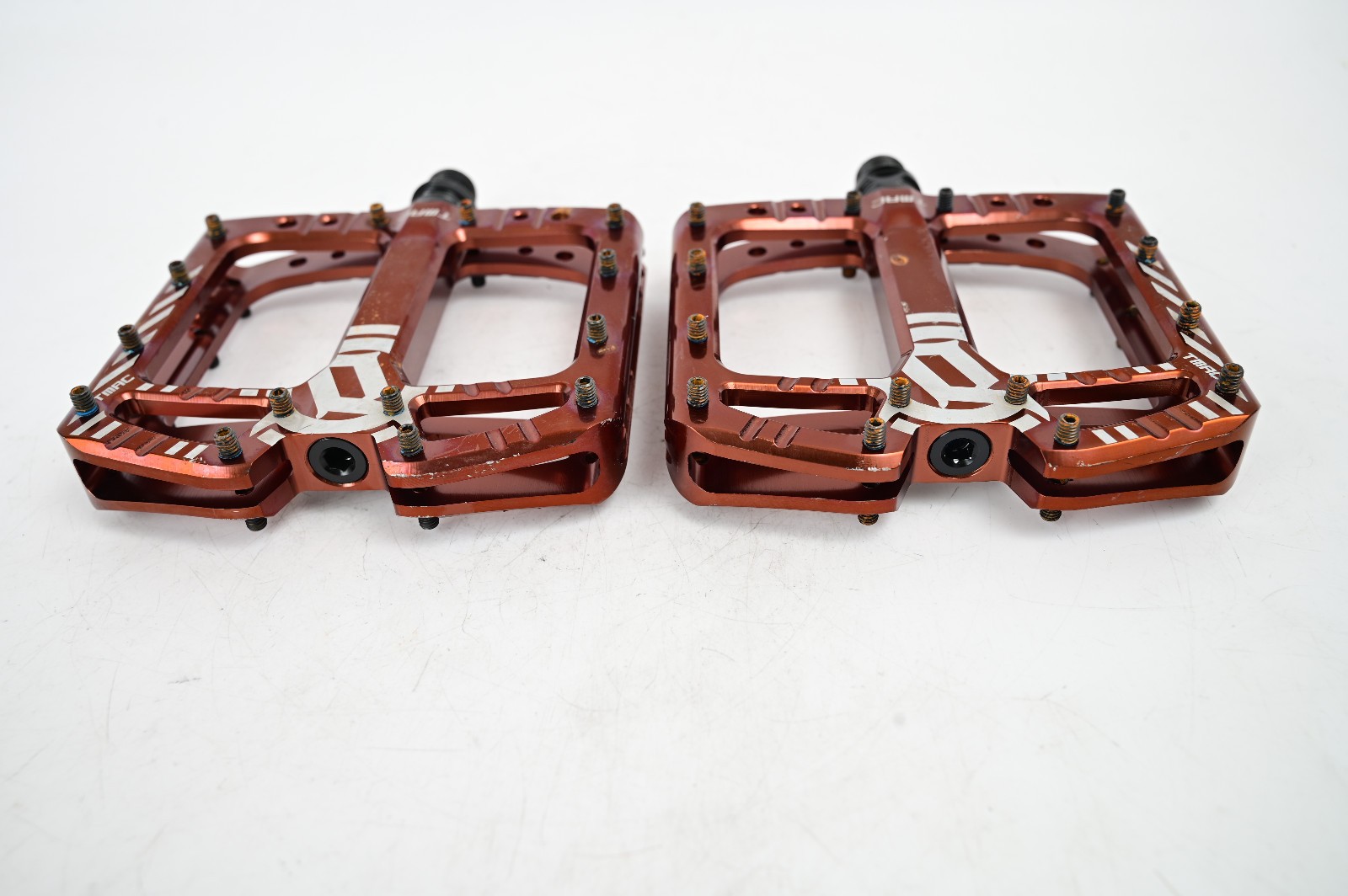 Deity TMAC Signature Tyler McCaul Flat Platform MTB Bike Pedals – Bronze