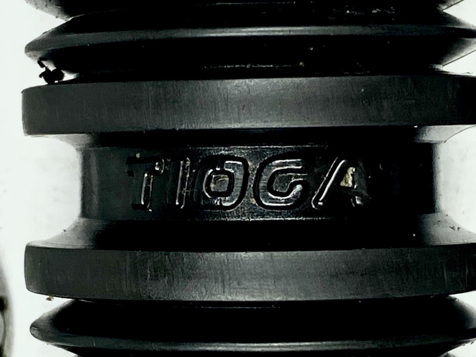 Vintage Tange Tioga Bottom Bracket 1.37×24 CrMo 3RT Square Taper MTB BSA 132mm