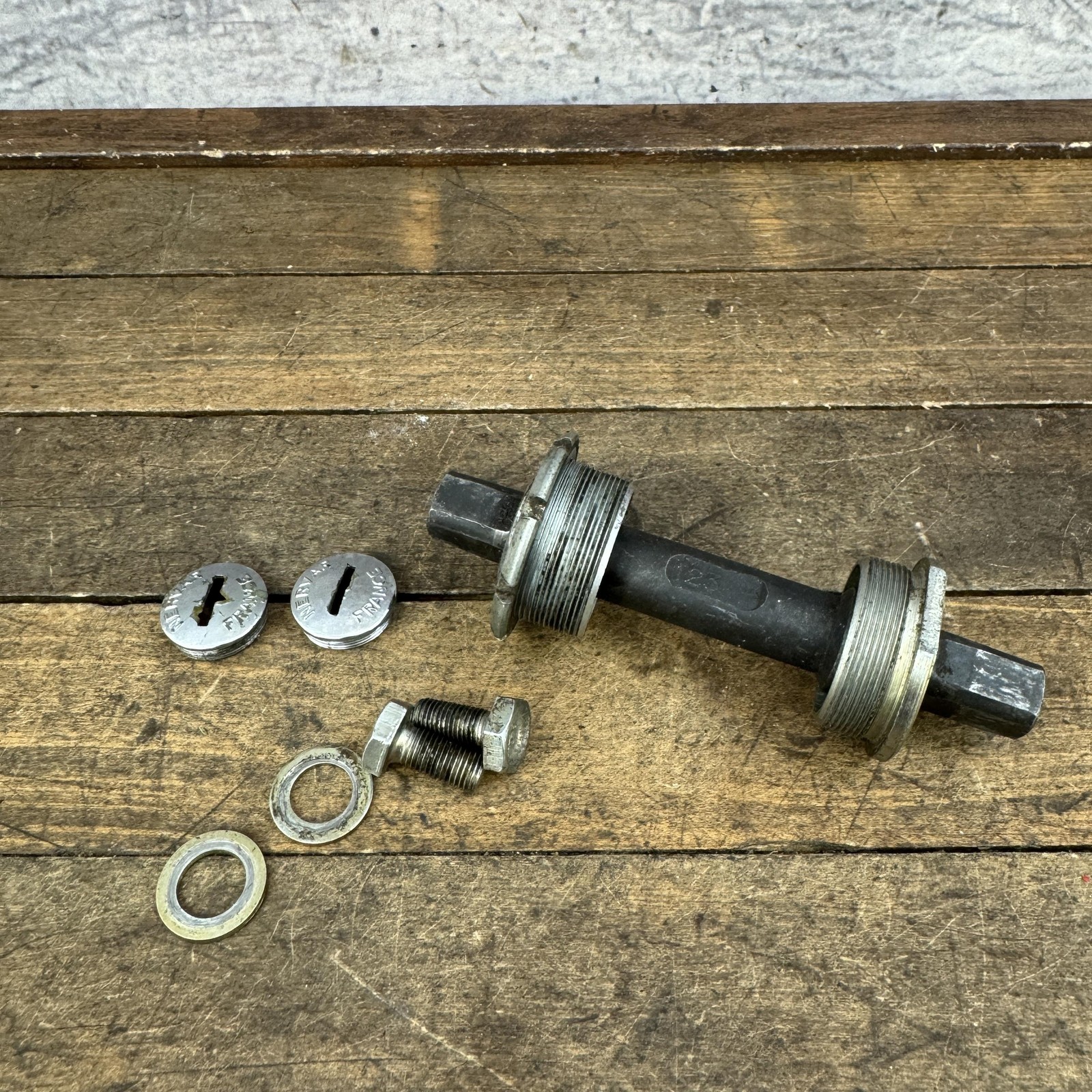 Vintage Nervar Bottom Bracket 123mm French FRA Square Taper Road Bike Set