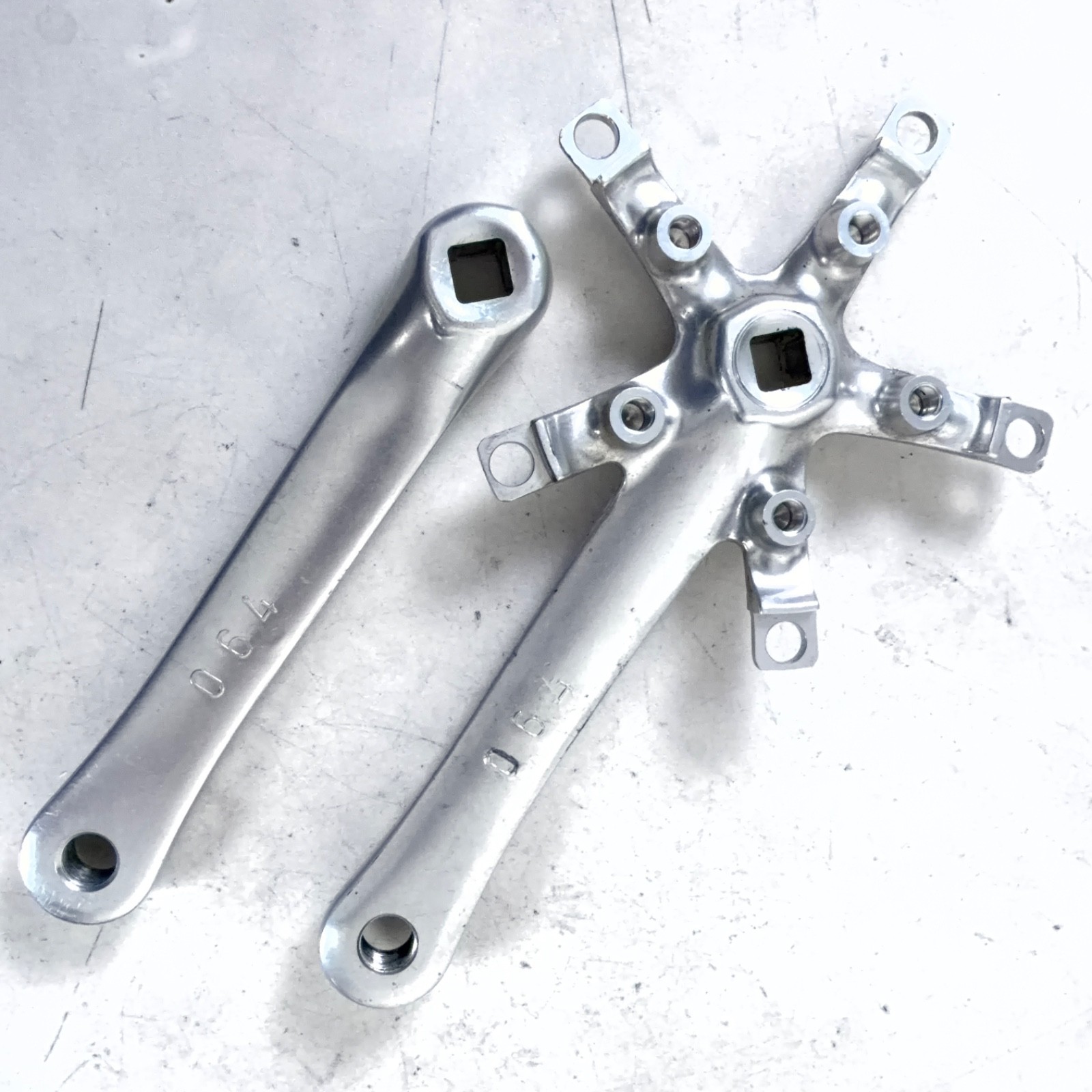 Campagnolo Mirage Triple Crank Arm Set 135/74 BCD, 170mm Arms, Silver /w Screws