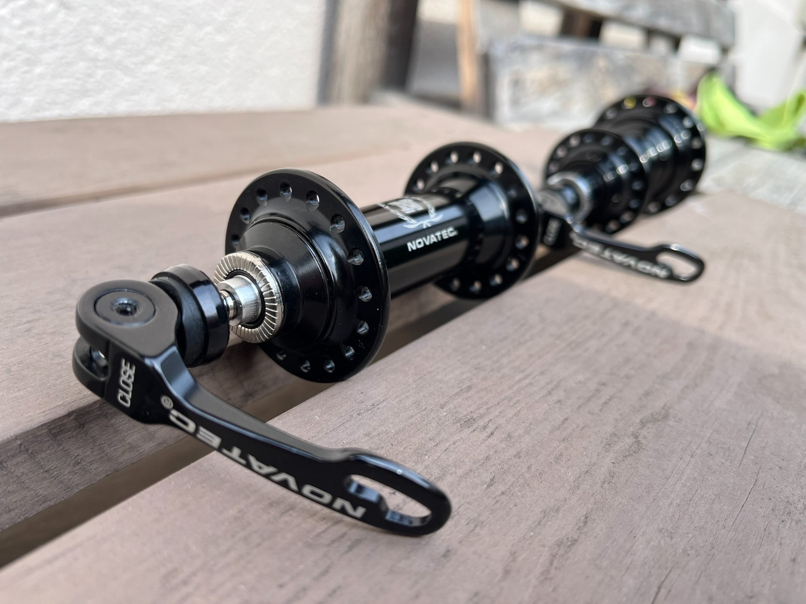 Very nice set of NOS Novatec hubs hubset front and rear 32H 100mm 130mm