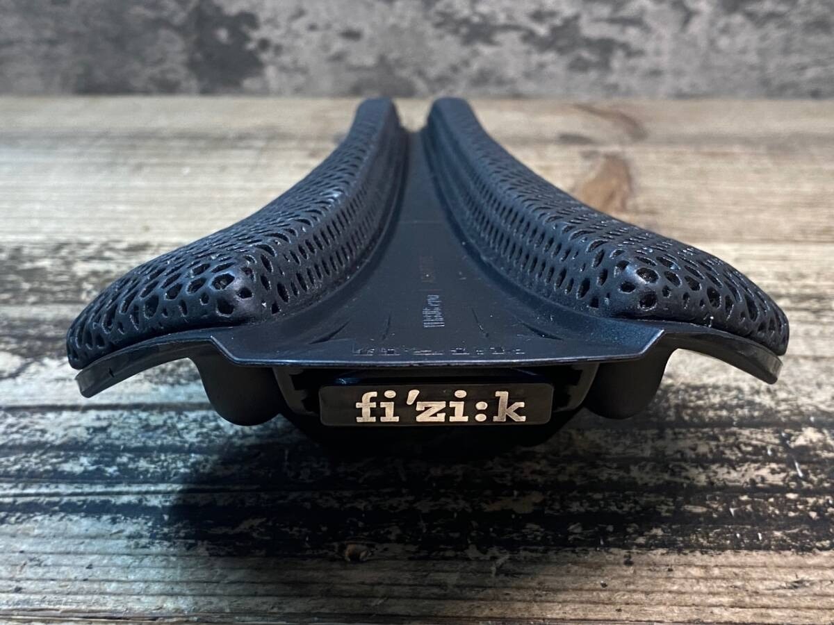 fizik ANTARES VERSUS EVO ADAPTIVE Saddle Black Carbon Rails 139mm 5.47 inch