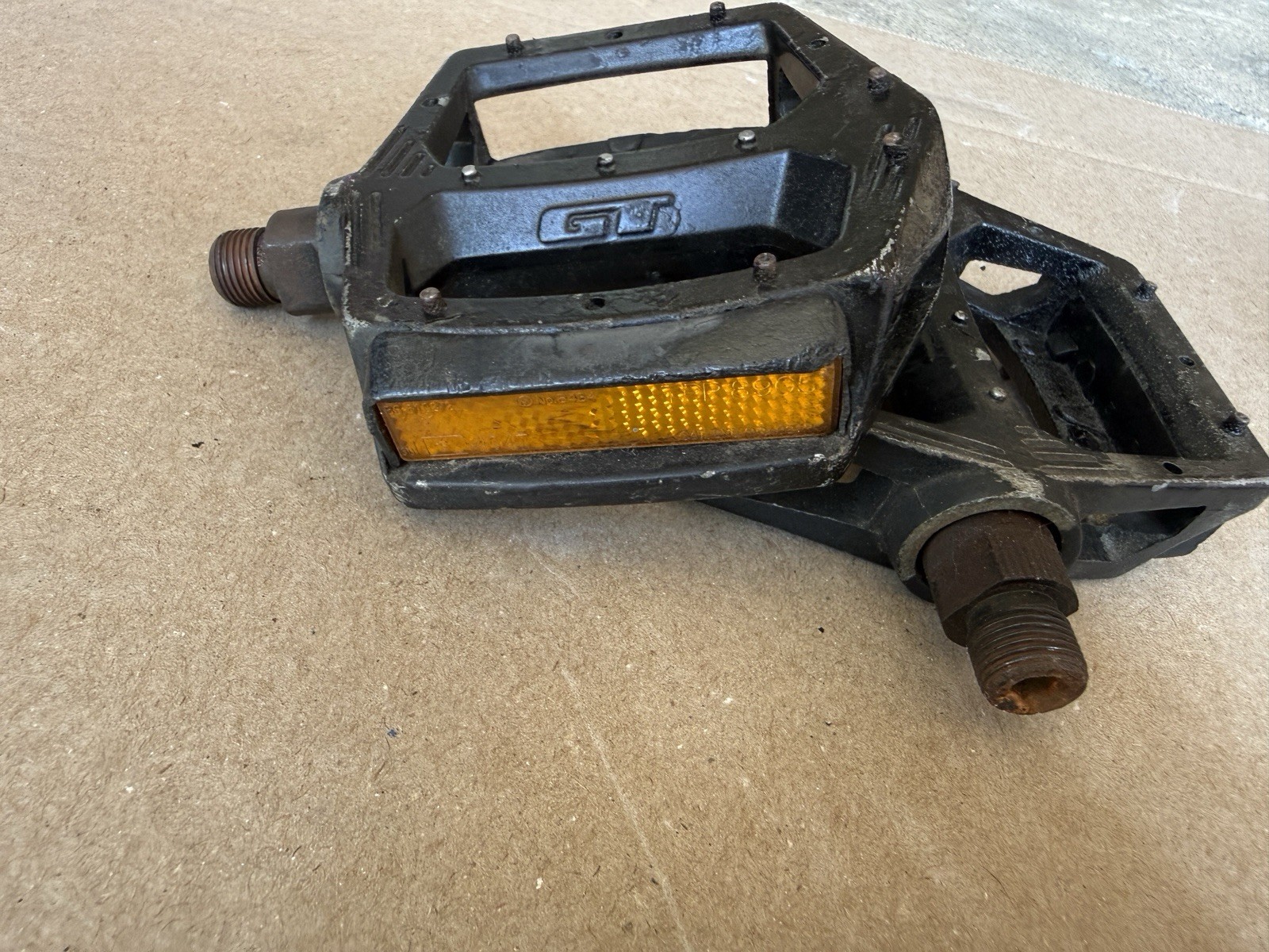 Vintage Old Mid School BMX Pedals – GT, Victor VP Metal Plastic 1/2” 9/16” Lot