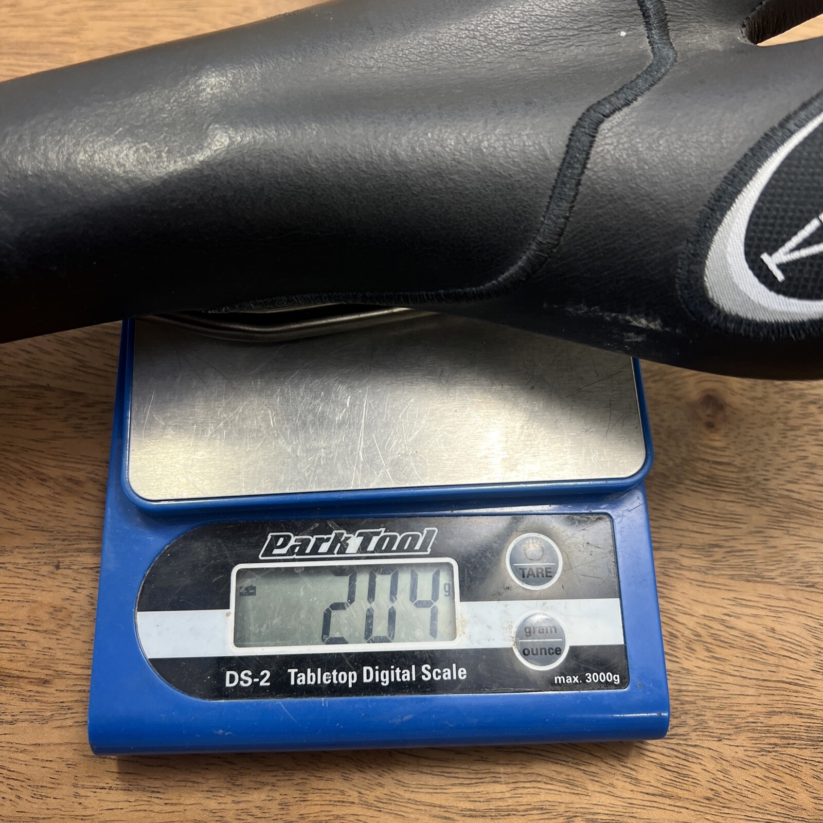 Selle San Marco Kuota TriathGel T-X)TX-CO Carbon Saddle 132x280mm