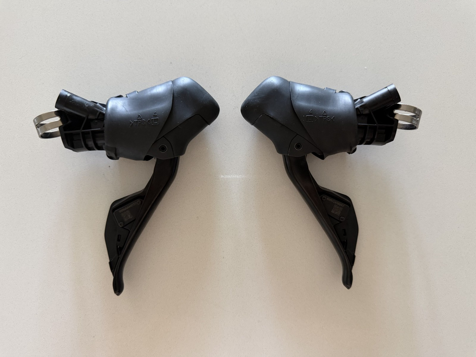 Shimano 105 Di2 ST-R7170 + BR-R7170 Hydraulic Disc Brake/Shifter Set 12-Speed