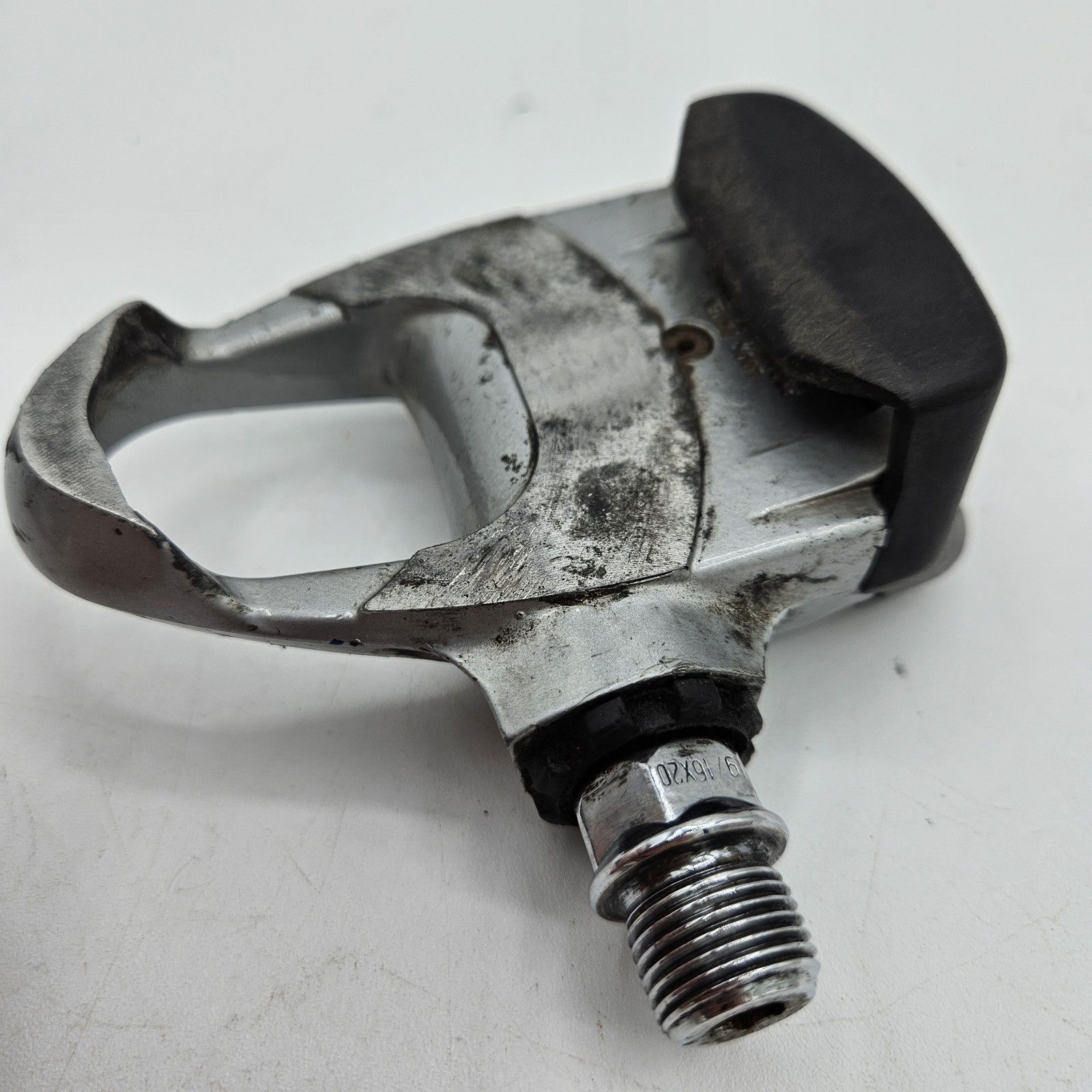 1990s Campagnolo Veloce Branded Clipless Pedals, 9/16″, Road, Made by LOOK!