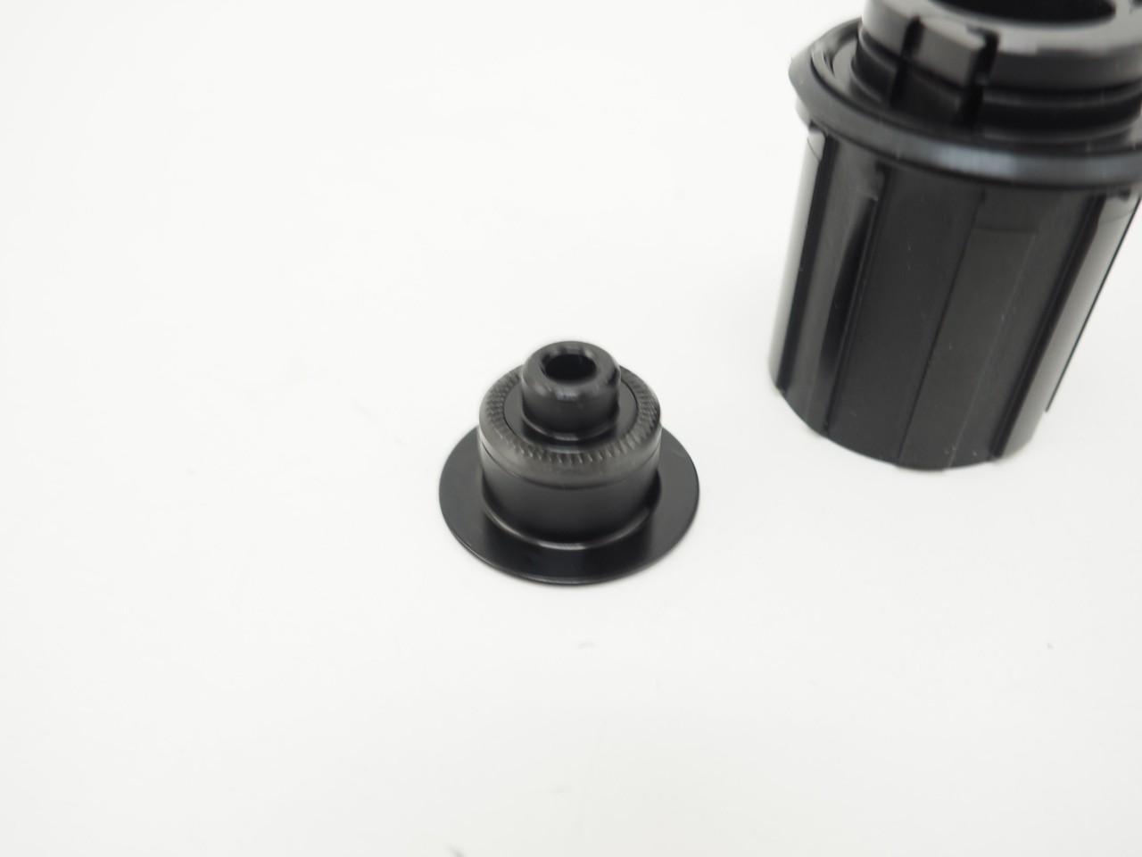 New! DT Swiss Shimano HG 11-Speed 3-Pawl Freehub Body Steel QR HWYABM00S6147S