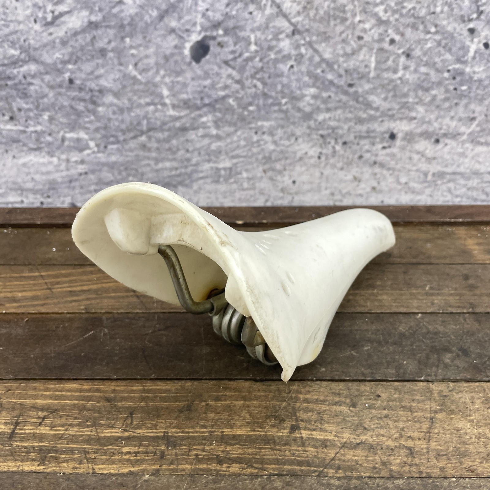 Vintage Viscount BMX Mini Aero Bicycle Saddle Seat White Pit Bike H292 1980s