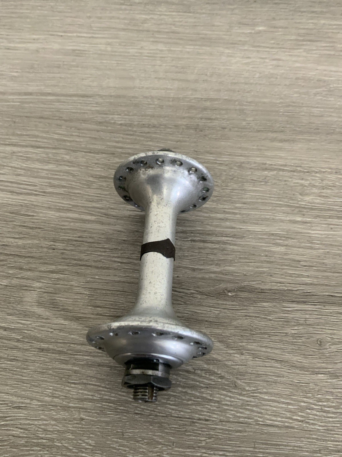 CAMPAGNOLO RECORD FRONT HUB 32 HOLE 100 MM SPACING