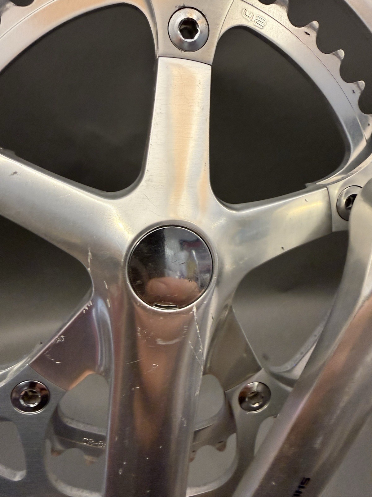 Shimano 600 Ultegra FC-6400 Crankset 170mm 52T/42T. Only Has 2 Rides On It.