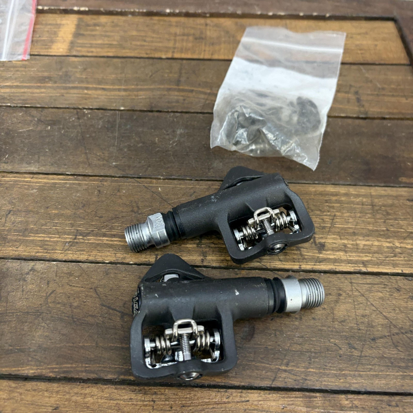 Icon Clipless MTB Bike Pedals 9/16 Black Pair 340g Gravel Cyclocross
