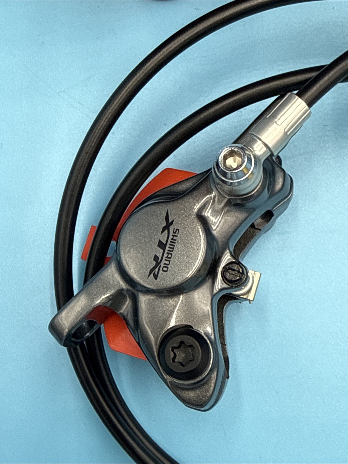 Shimano XTR Hydraulic Disc Brake Lever BL-M9000 and Caliper BR-M9000 Front Left