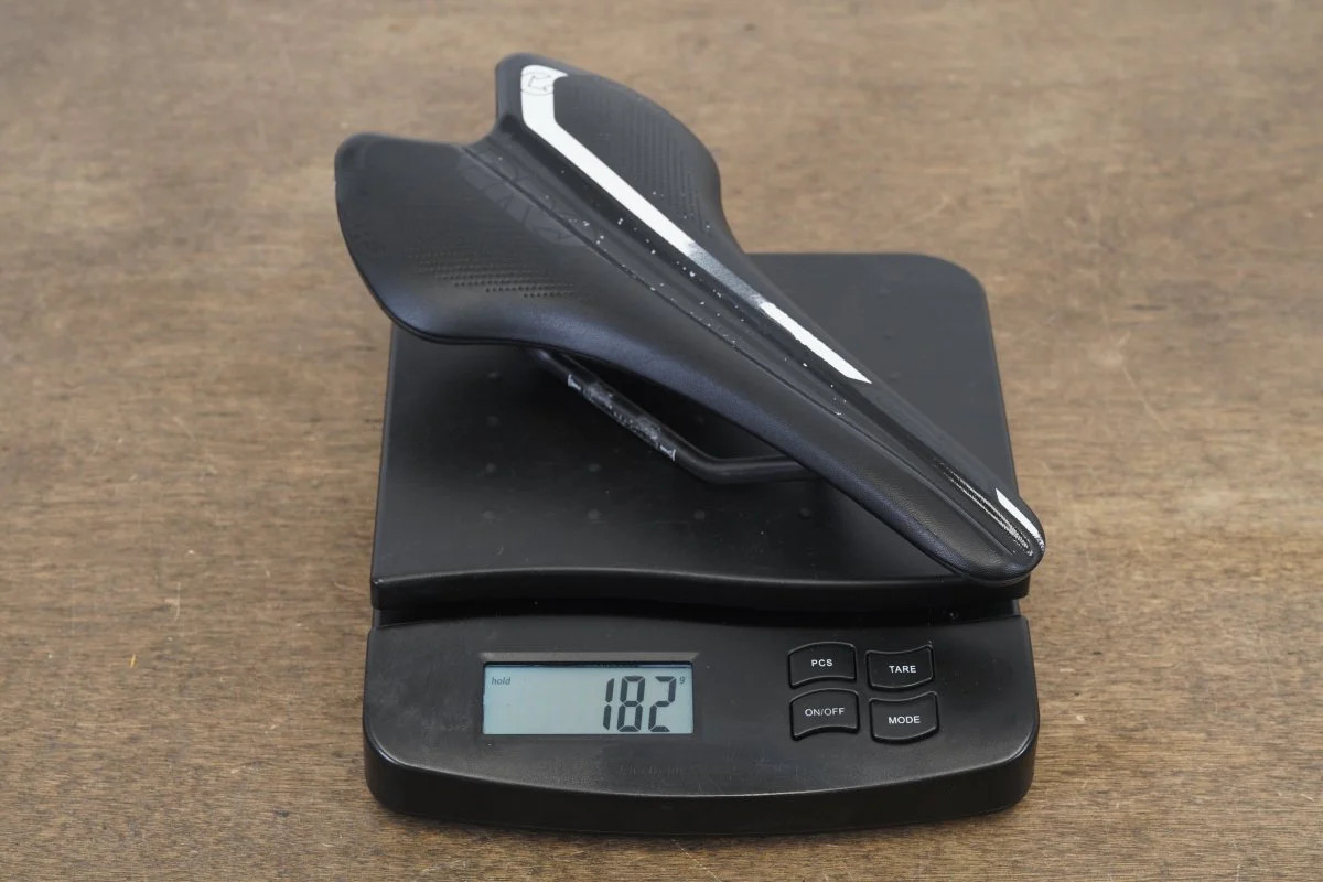 142mm PRO Falcon Carbon Rail Road Saddle 182g