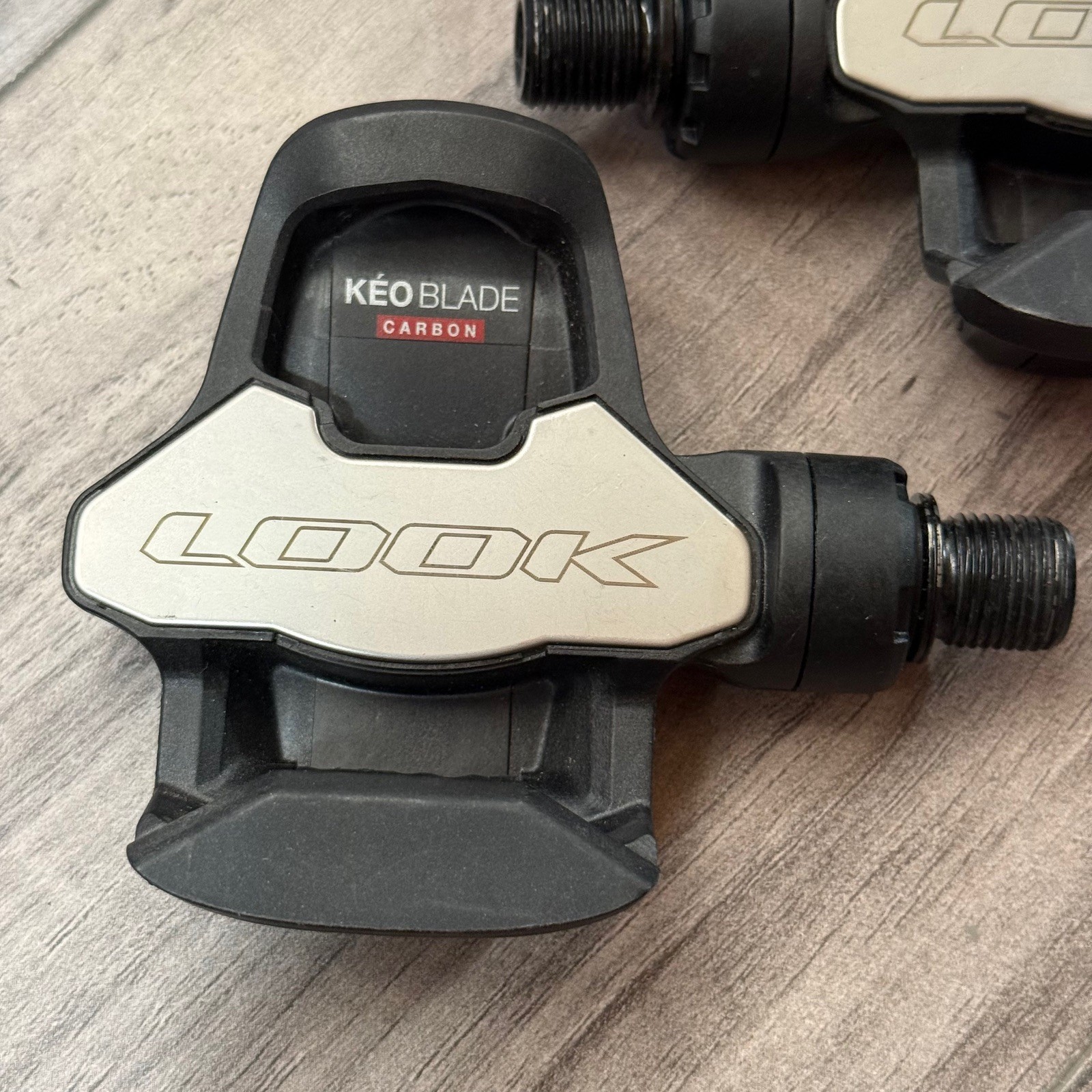 LOOK KEO Blade 12 Carbon Clipless Road Pedals Black No Cleats Super Low Miles