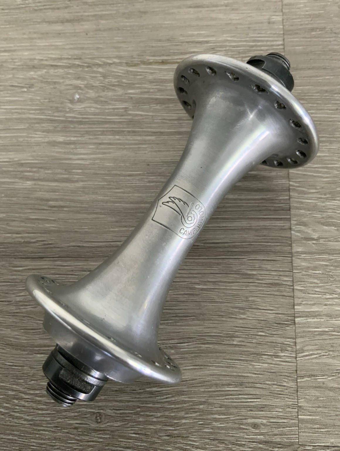 CAMPAGNOLO CHORUS FRONT HUB 36 HOLE 100 MM SPACING