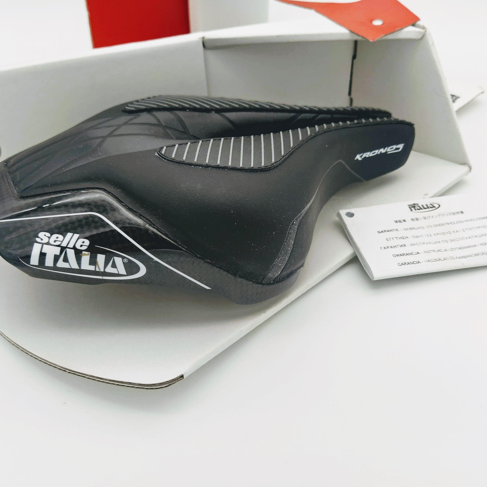 Selle Italia Kronos Tekno Flow L 145mmX265mm Carbon Saddle & Rail 7mmX9mm 220g