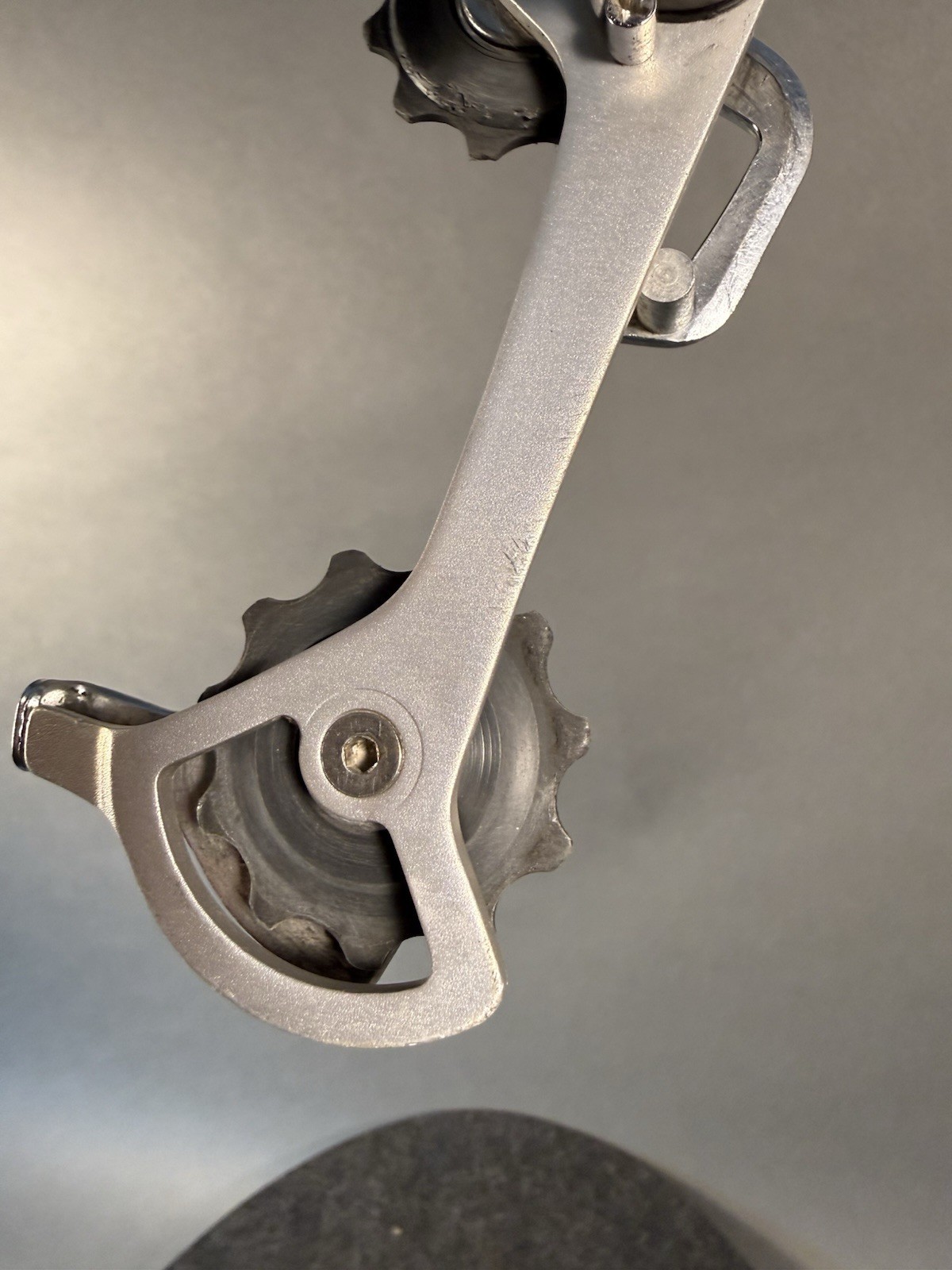 Shimano XTR rapid-rise long cage rear derailleur RD-M951
