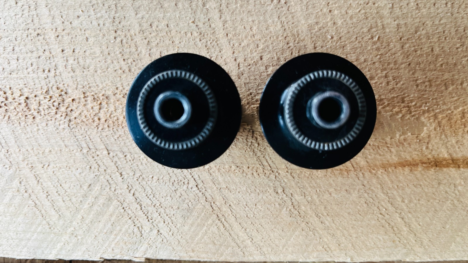 HOPE Pro 2, EVO, 4, 5 QR 9mm front hub thru axle adapters reducers