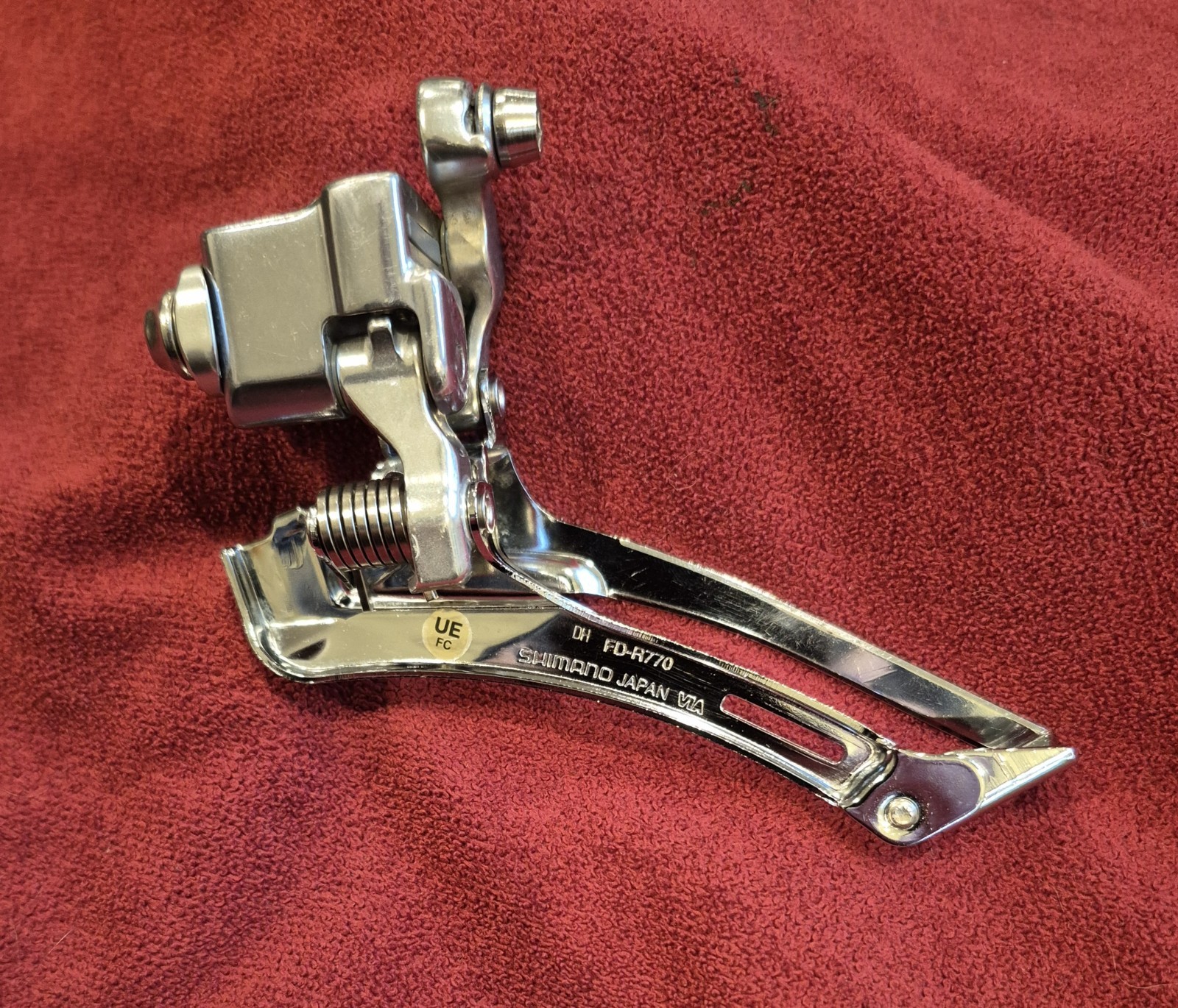 Shimano FD-R770 10-Speed «Flat-Bar» Road Front Derailleur for Braze-On Mount