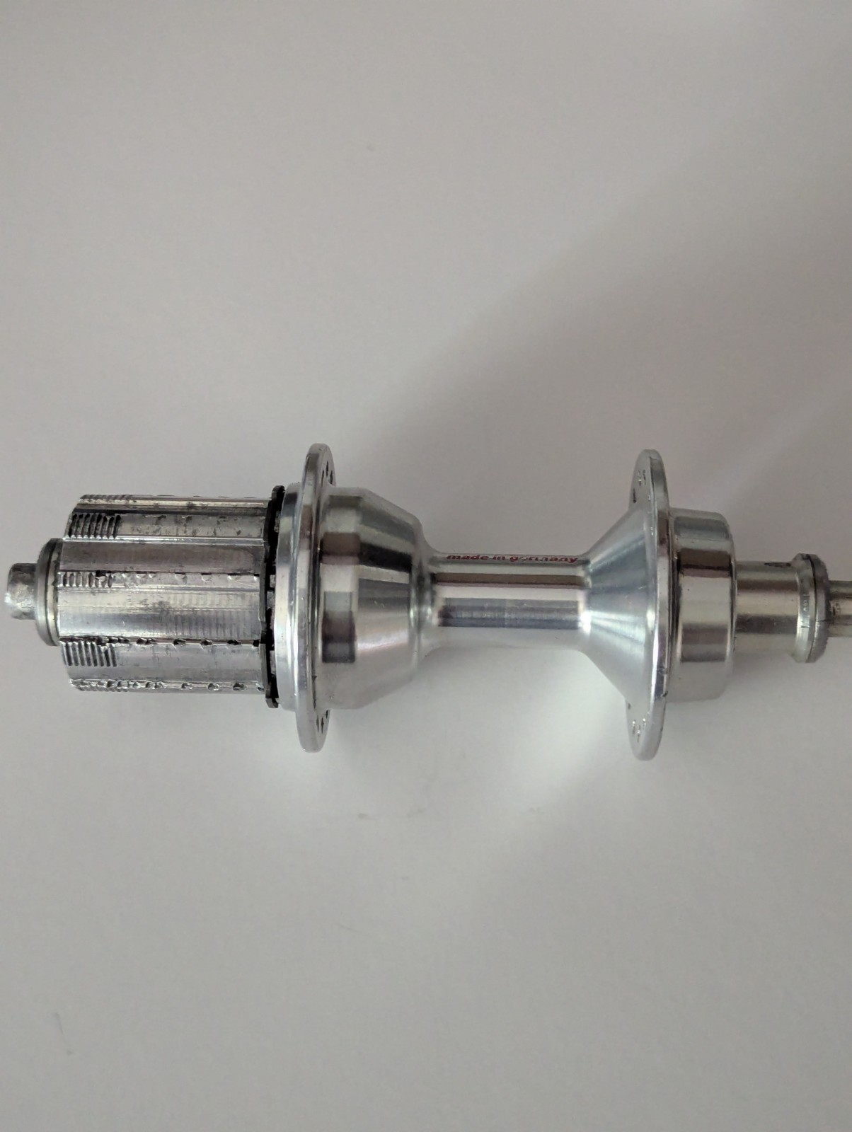 Hugi Compact hub Vintage 8/9/10 spd DT Swiss 32 spoke For QR