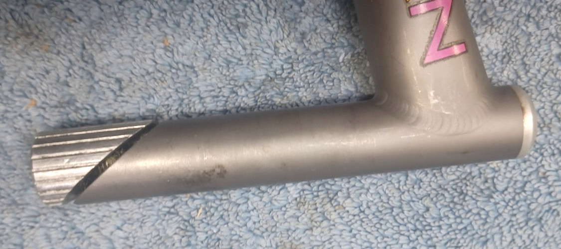 used, DEAN 125mm, 22.2mm dia. Titanium Quill Stem, Fits 26mm Bar Clamp, 1″ Fork