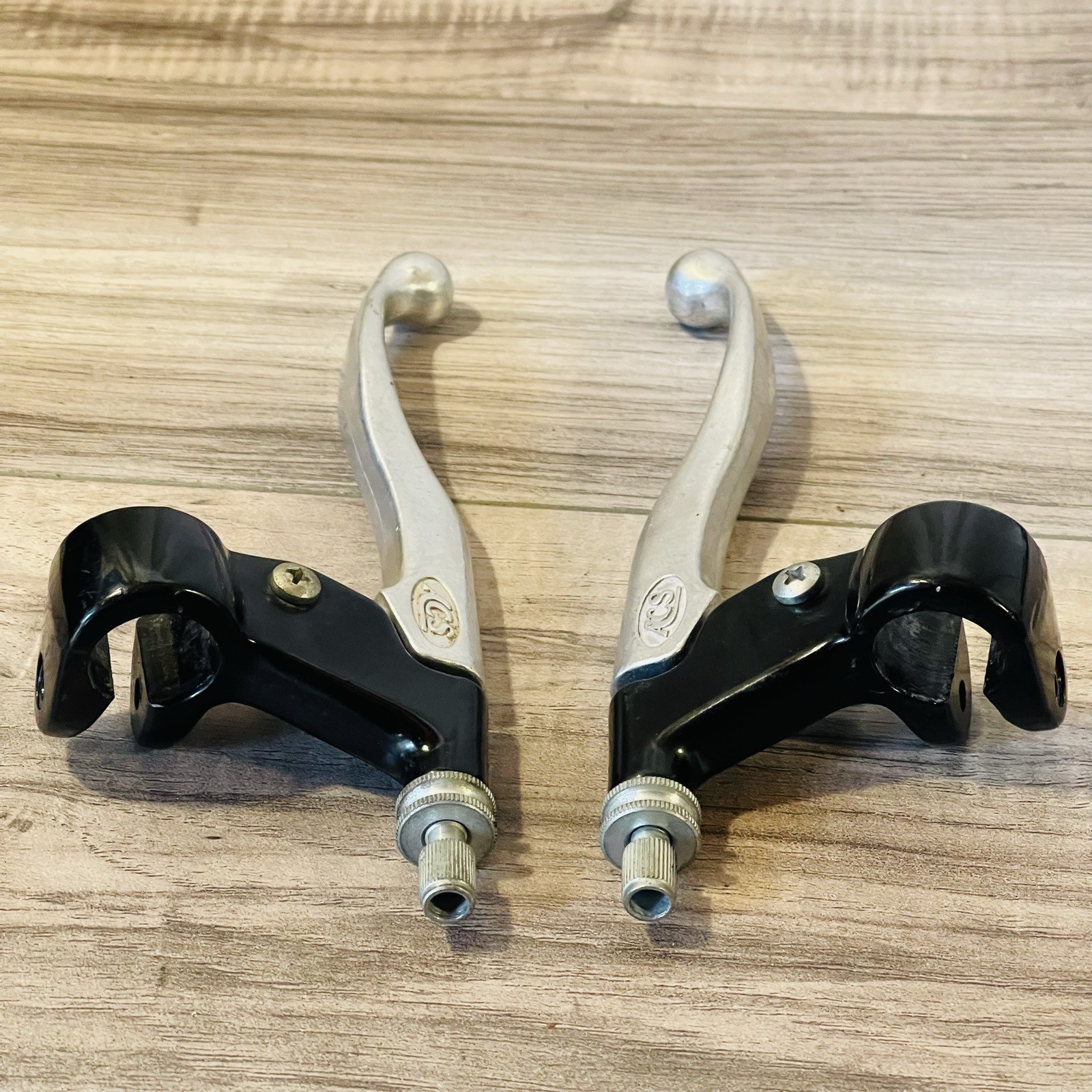 Vintage ACS 4-Finger Brake Levers No Clamp Bolts