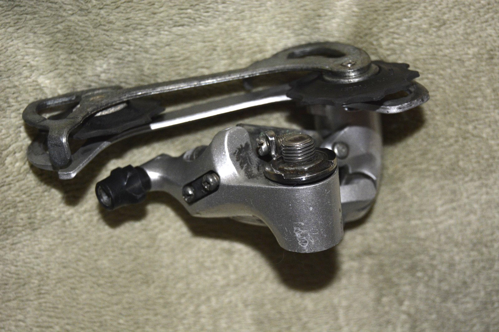 Shimano Sora RD-3400 Rear Derailleur 9-Speed Silver/Chrome Look