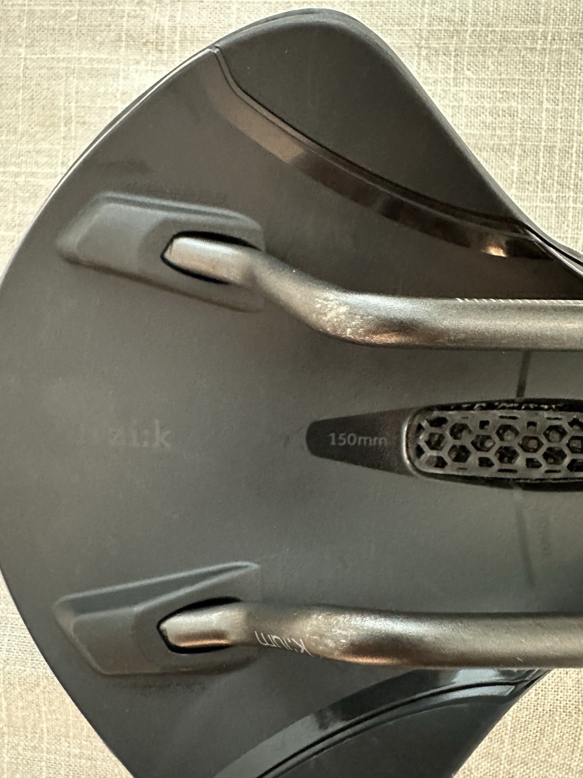 Fi’zi:k Fizik Vento Antares R3 Adaptive Bike Saddle 150mm, Black, Kium Rail