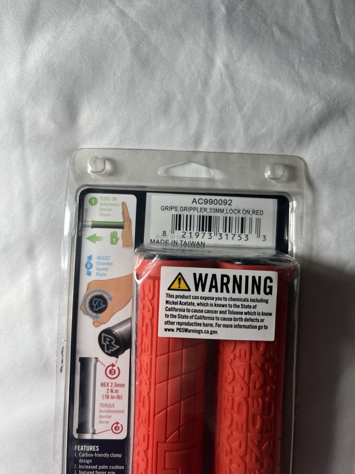 RaceFace Grippler Grips – Red, Lock-On, 33mm