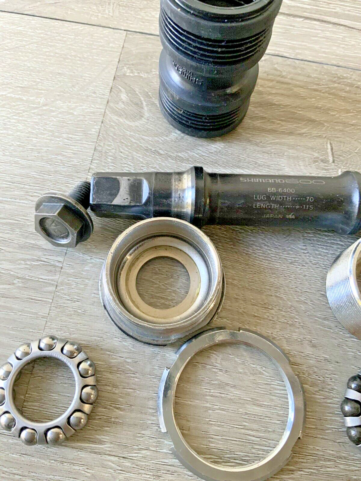 SHIMANO 600 BOTTOM BRACKET BRITISH THREADED 68-115 MM
