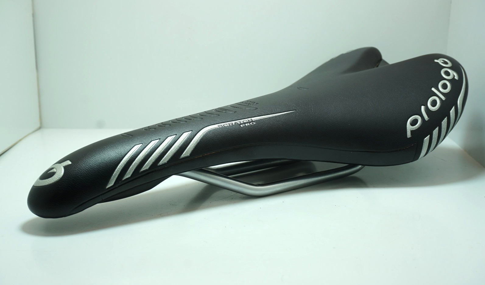 Prologo Scratch Pro Saddle Ti Rails Black 150mm
