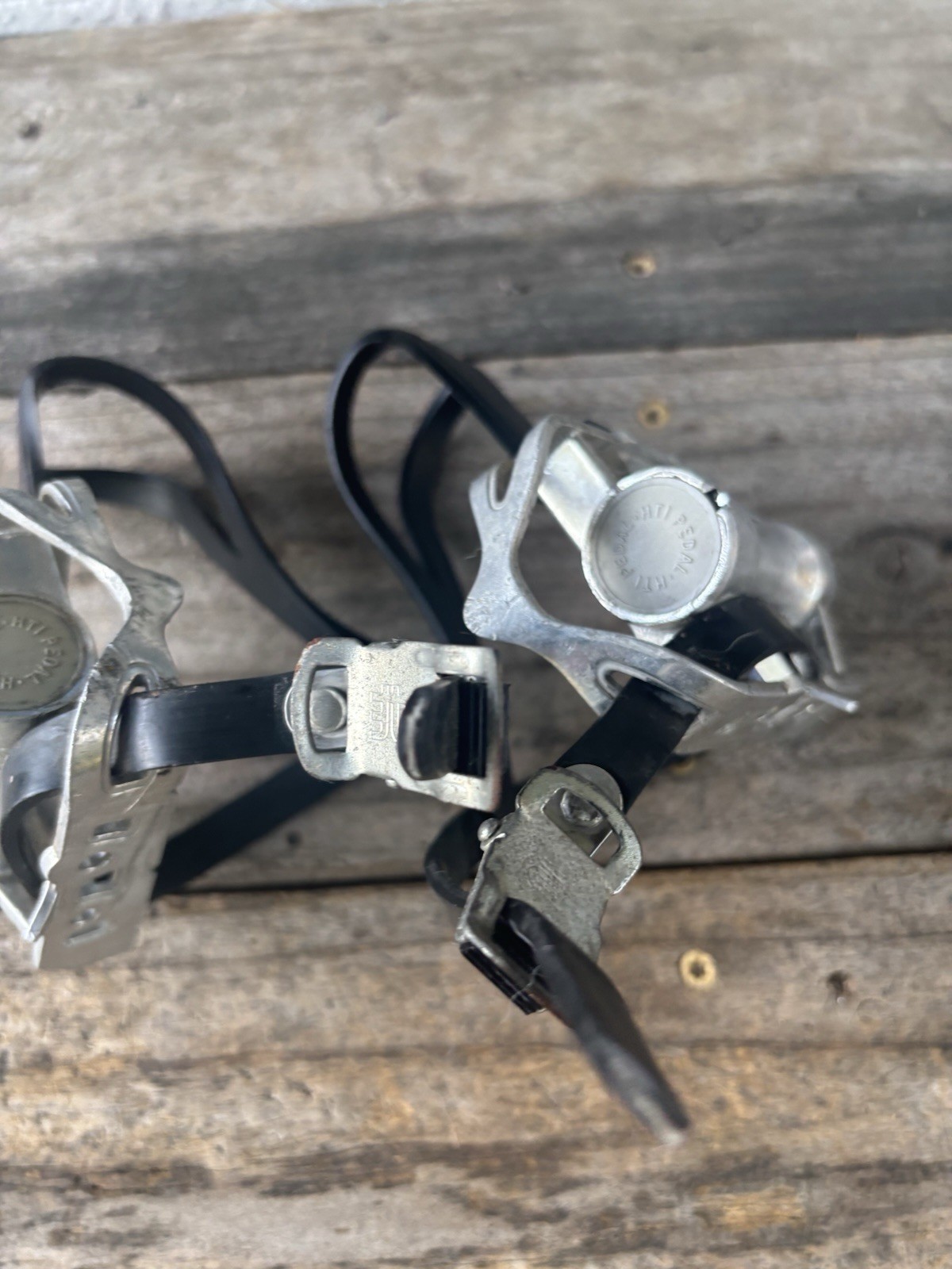 Vintage 9/16” HTI A19 Road Bike Touring Pedals W/ Cateye Toe Clips- Spin Nice
