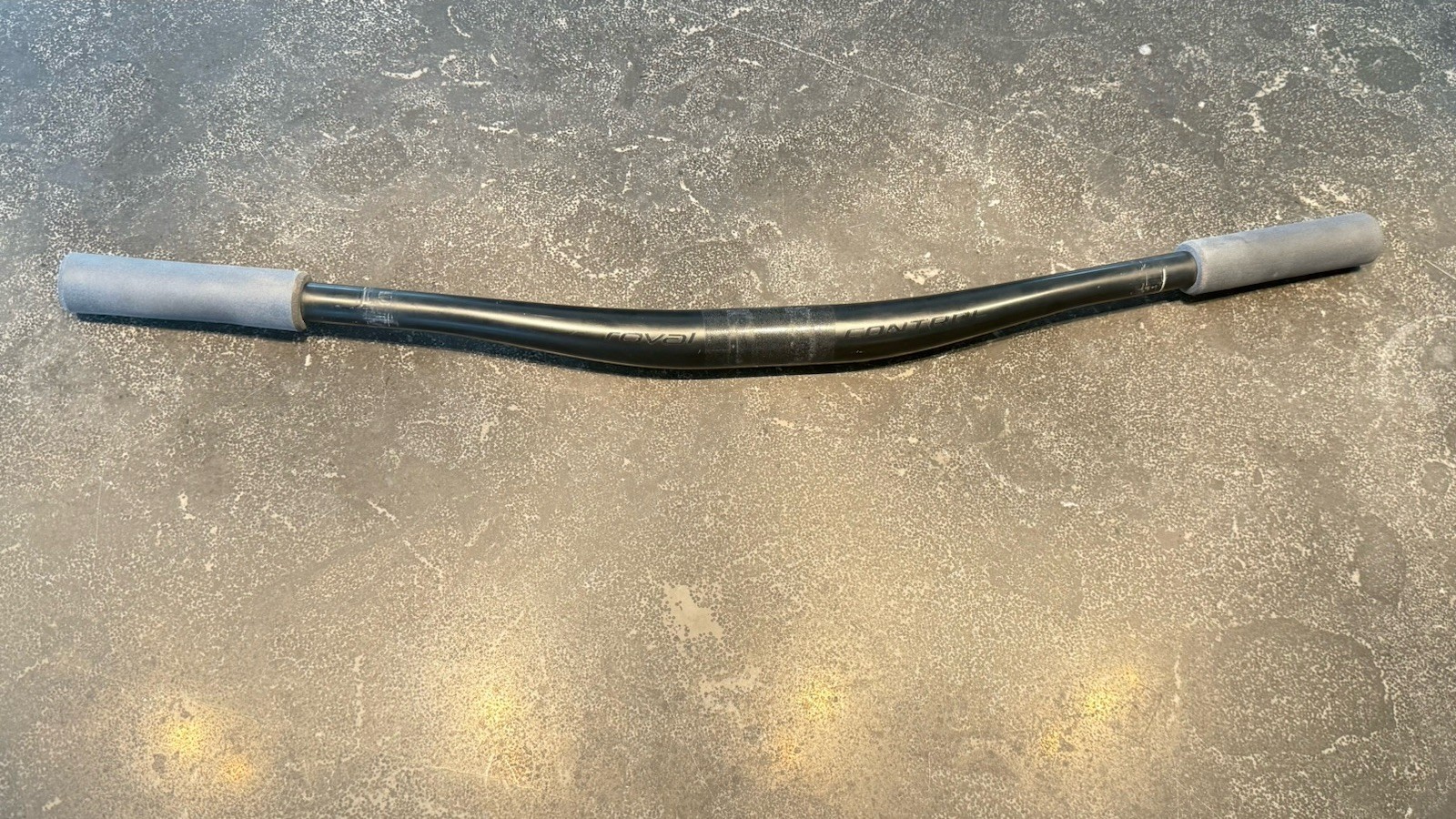 Roval Control SL Carbon Handlebar: 780mm Width, 35mm Clamp, 20mm Rise