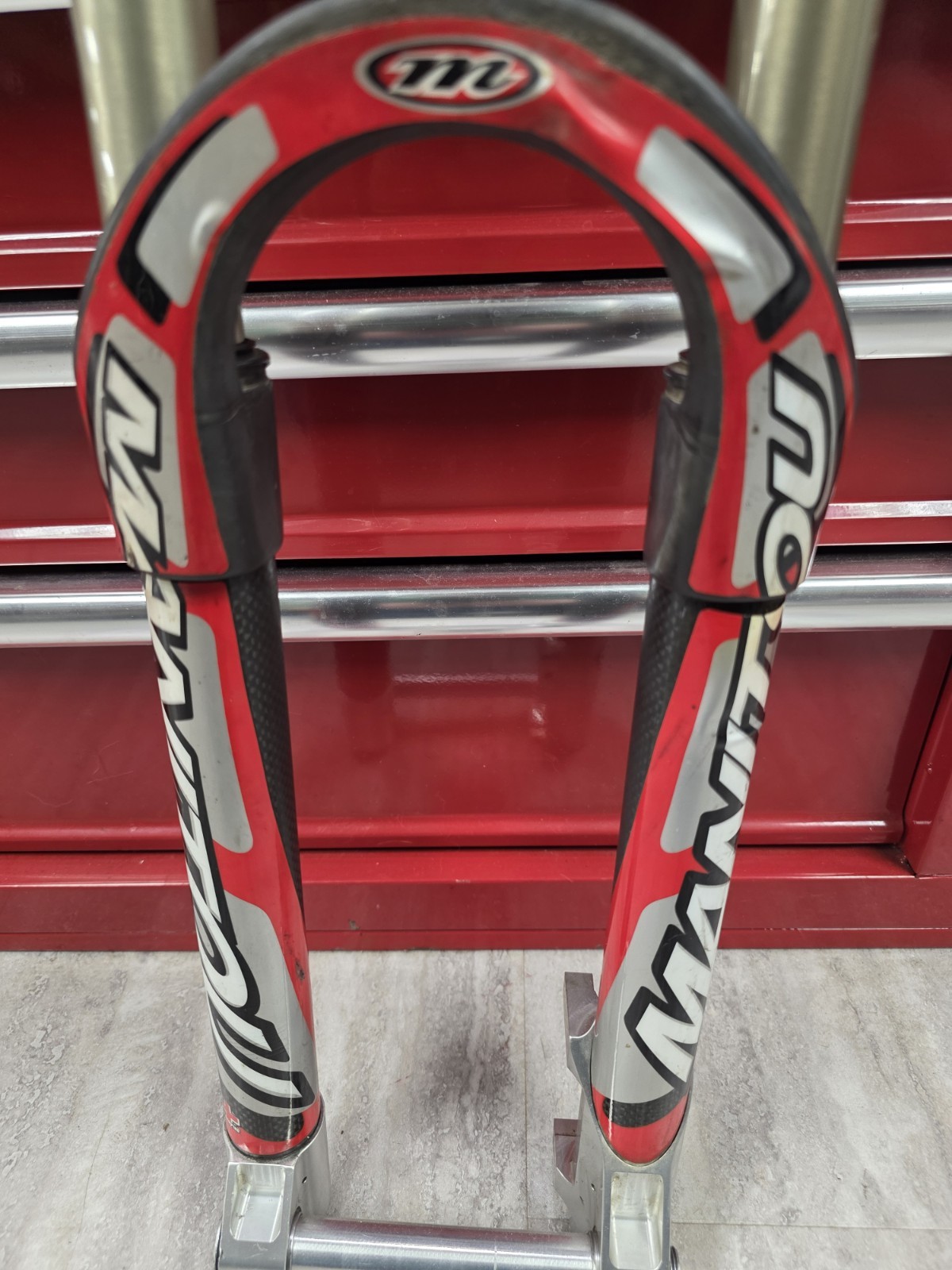 Manitou Supernova Fork 4X Slalom DH Rare Vintage 26″ 20x110mm Axle