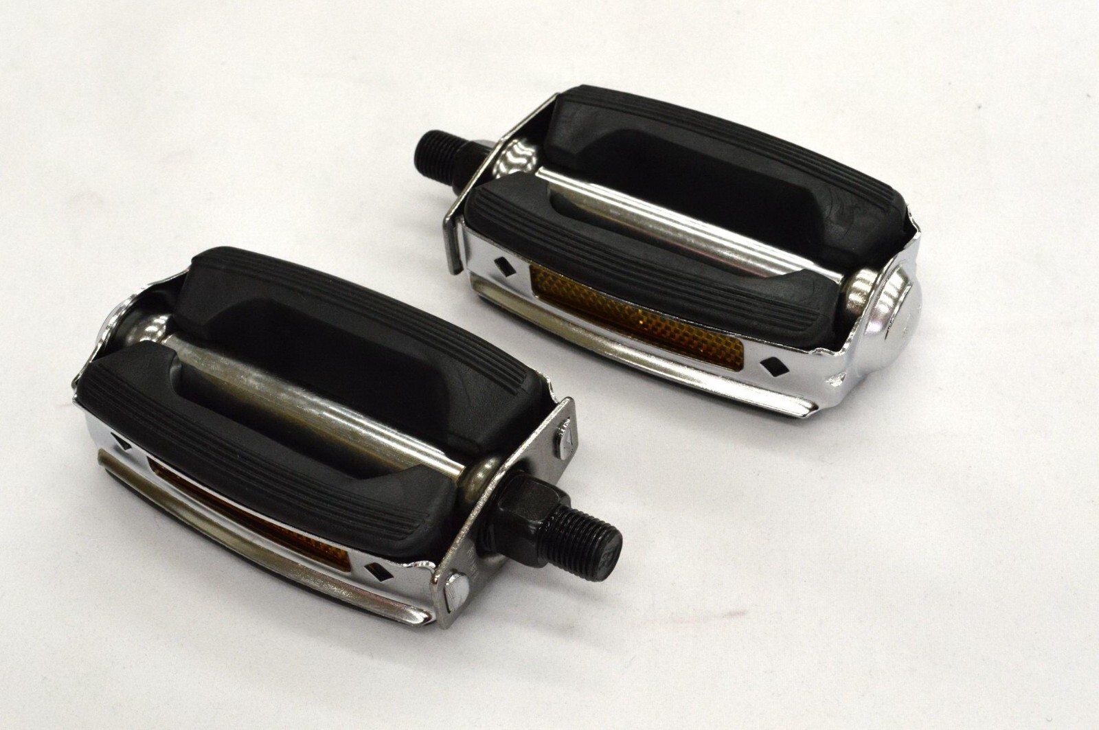 New Schwinn Type Krate Bow Pedals 1/2″ Axle, Vintage Cruisers Bike Bicycle Pedal