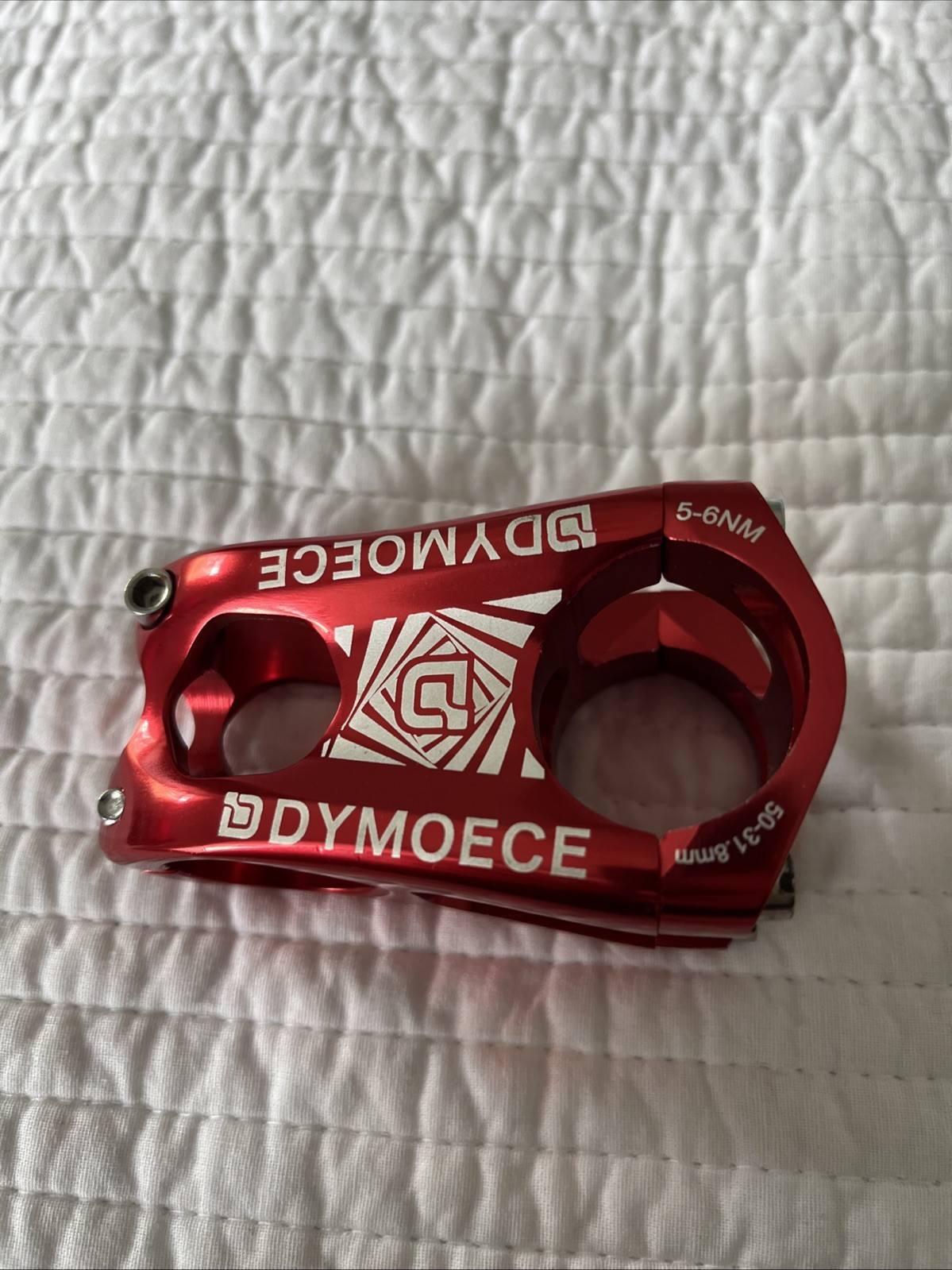 Dymoece MTB Flat Handlebar Clamp 31.8mm 720mm Alloy Bike Handlebar Red/shiny