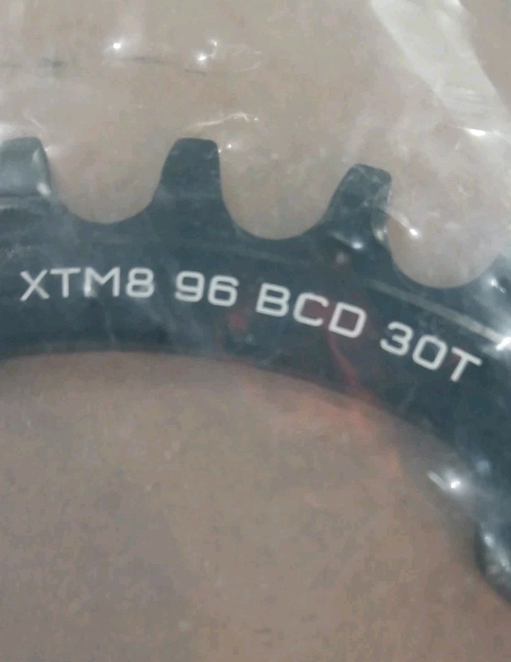 Wolf Tooth 30T 96 Bcd Drop Stop A XTM8