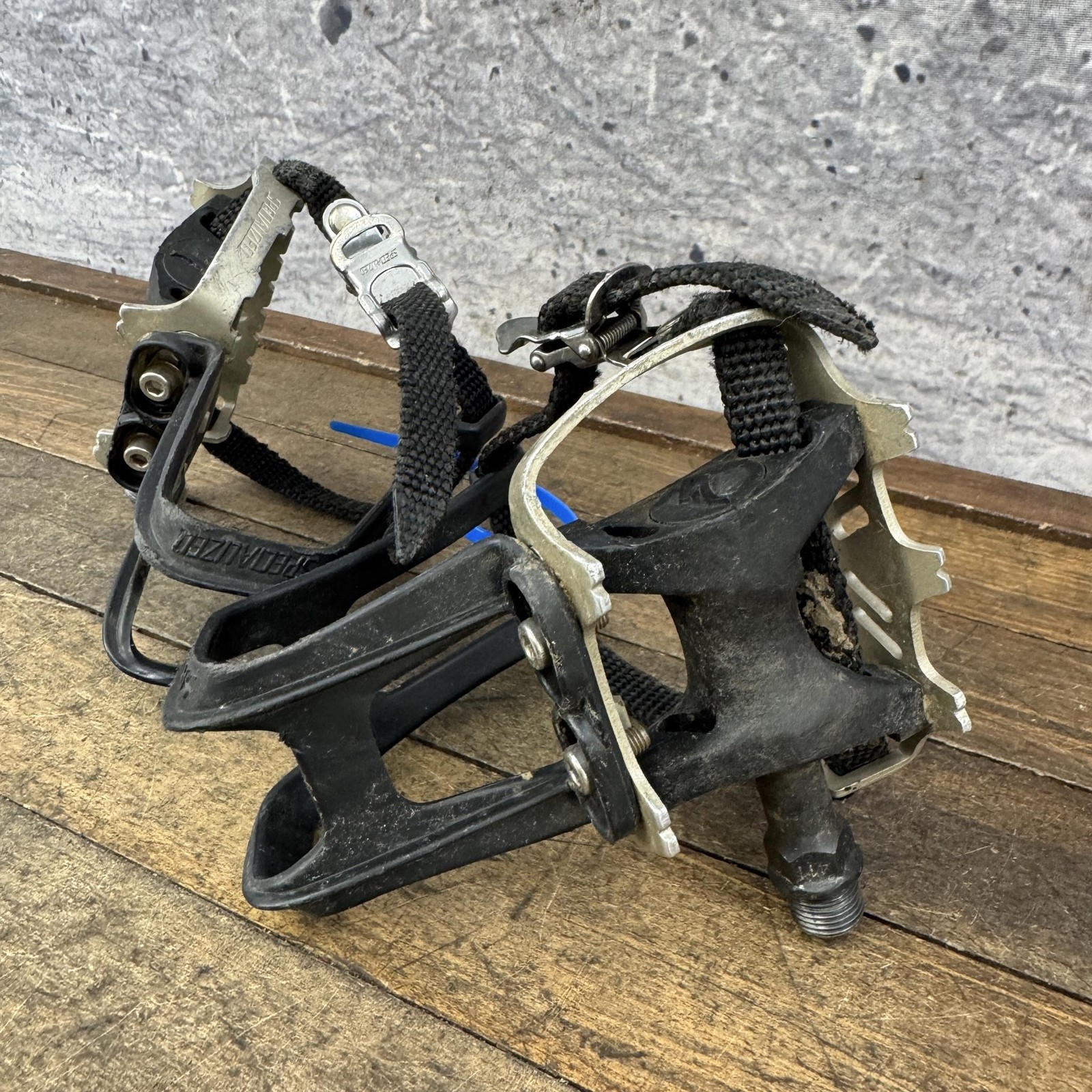 Vintage Specialized Platform Bike Pedals 9/16 1990s Toe Clips Straps Pair