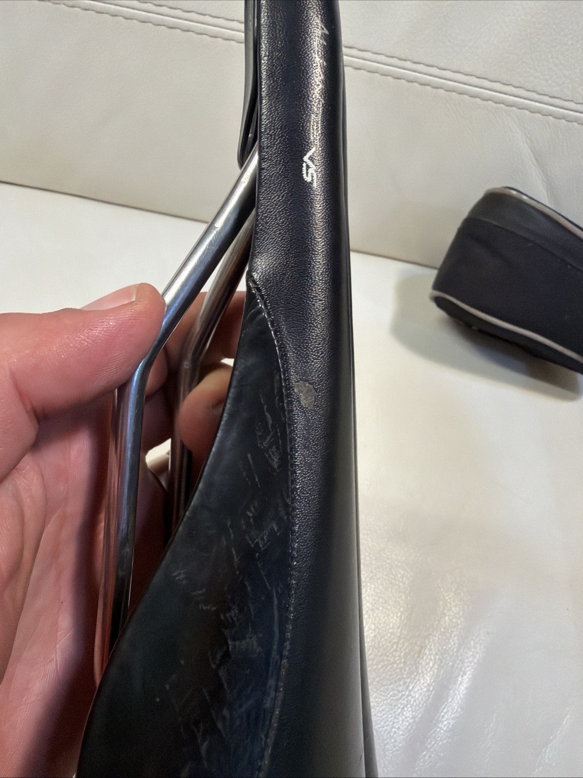Fizik Aliante Vs Kium Rail Bike Saddle With Fizik Bag