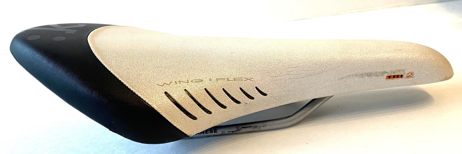 Fizik Arione Tri 2 TWIN FLEX bicycle SEAT saddle 132mm Manganese Rails