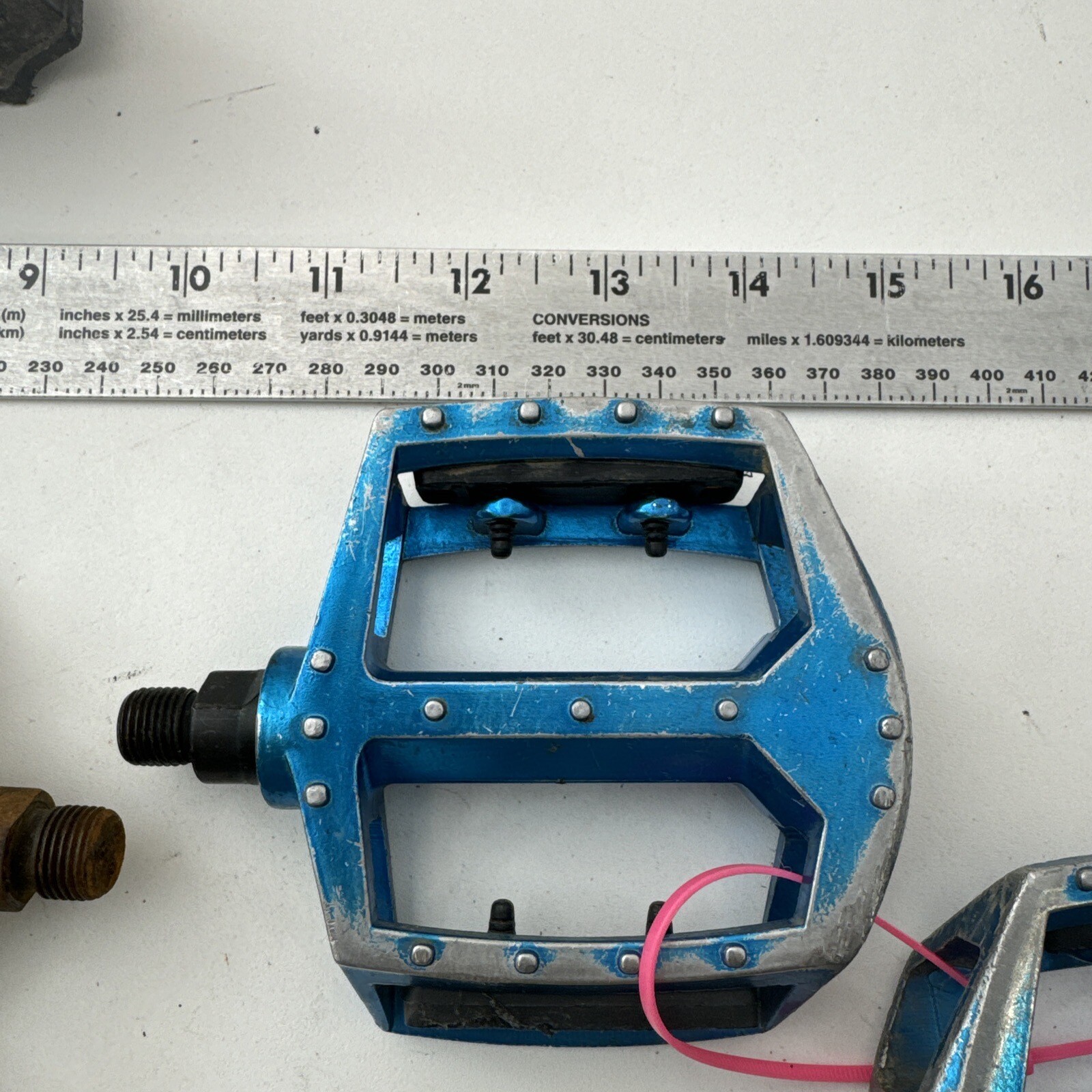 Old School BMX Team Haro Pedals 1/2 in OPC Freestyle LOT 90s Plastic Steel L01